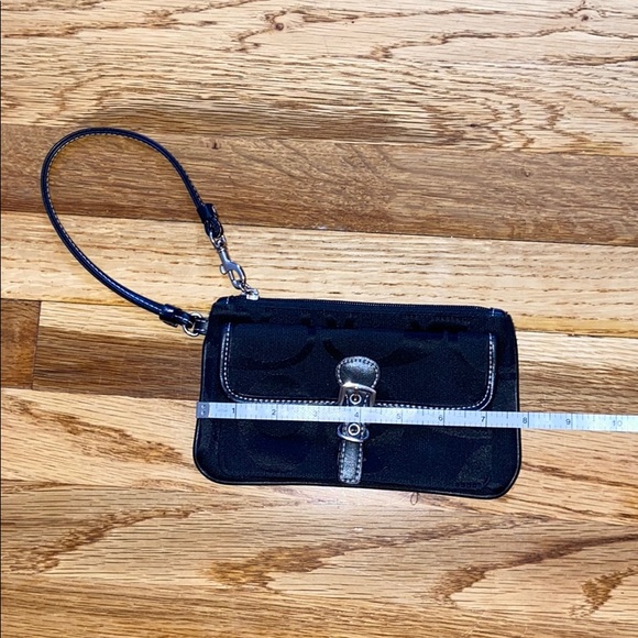 Wristlet - Picture 4 of 8